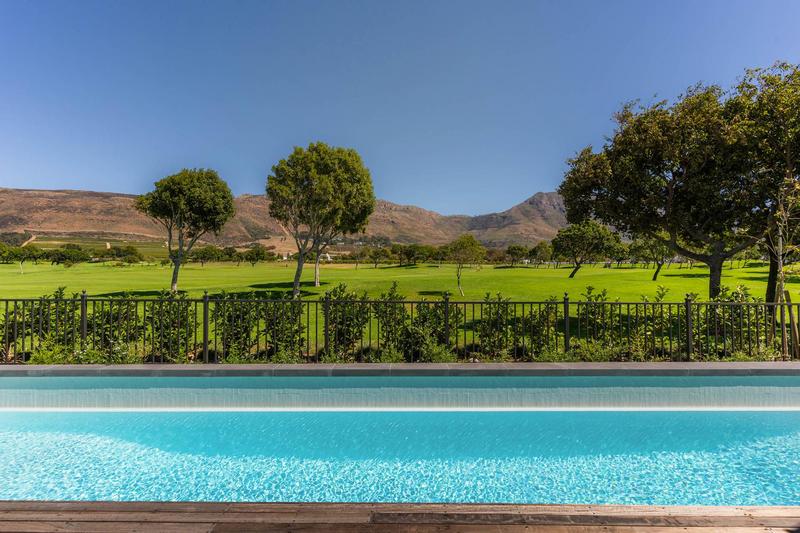 To Let 5 Bedroom Property for Rent in Steenberg Estate Western Cape
